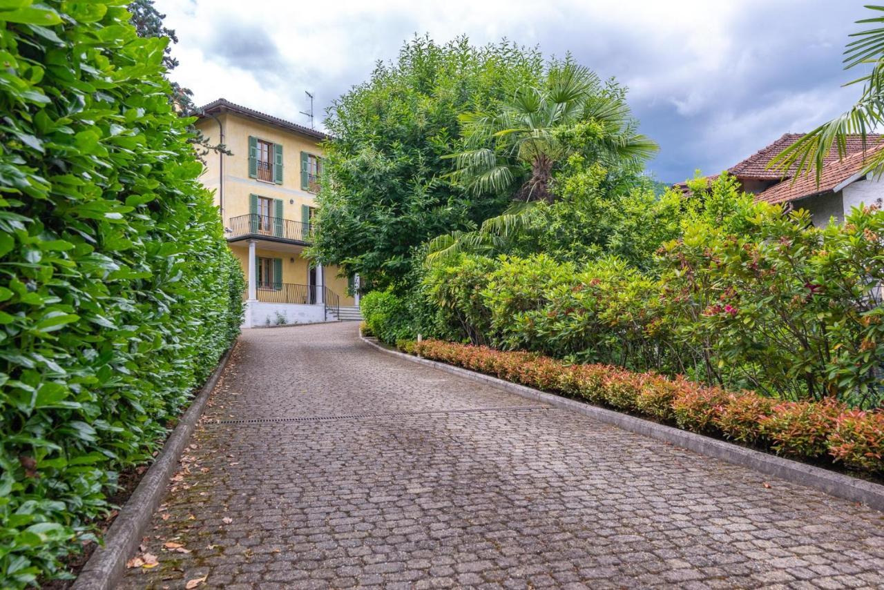 Gasthof L'ortensia Della Isabella, Con Vista Lago, Balcone Sul Parco E Bagno Esclusivo All'esterno Della