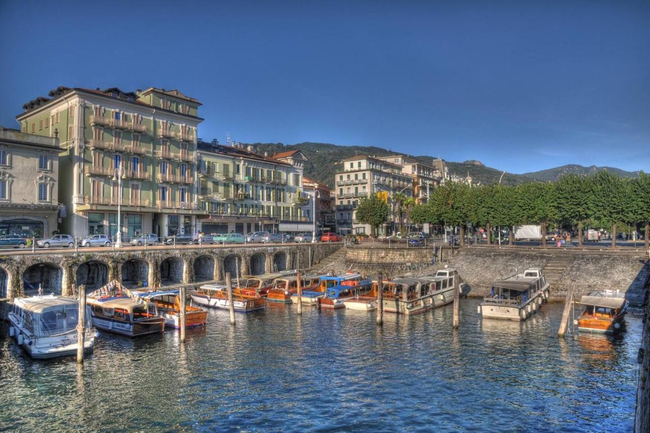 L'ortensia Della Isabella, Con Vista Lago, Balcone Sul Parco E Bagno Esclusivo All'esterno Della Gasthof Stresa
